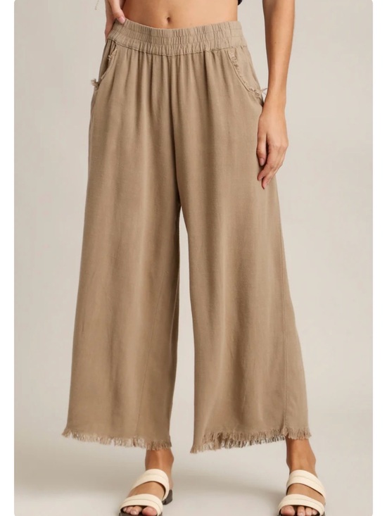 Umgee Pants - Boutique Umgee Linen Blend Cropped Frayed Wide Leg Boho Pants Khaki Taupe Size M